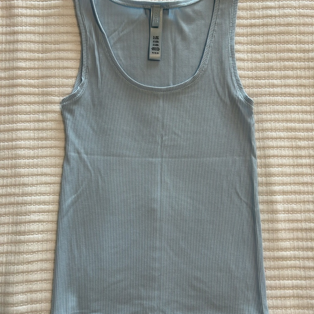 Skims Women's Blue Ribbed Tank Top